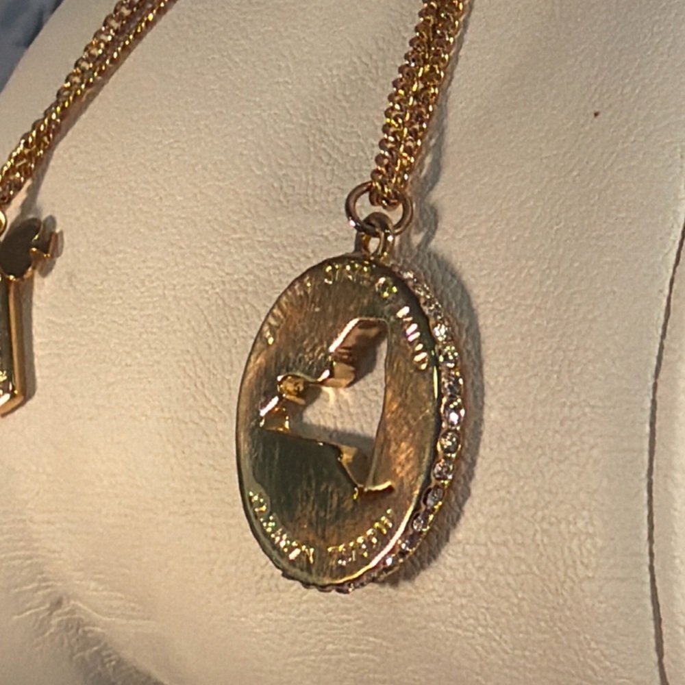 Kate Spade Gold NY State Coin Pendant Necklace Pave Edge - Picture 3 of 5